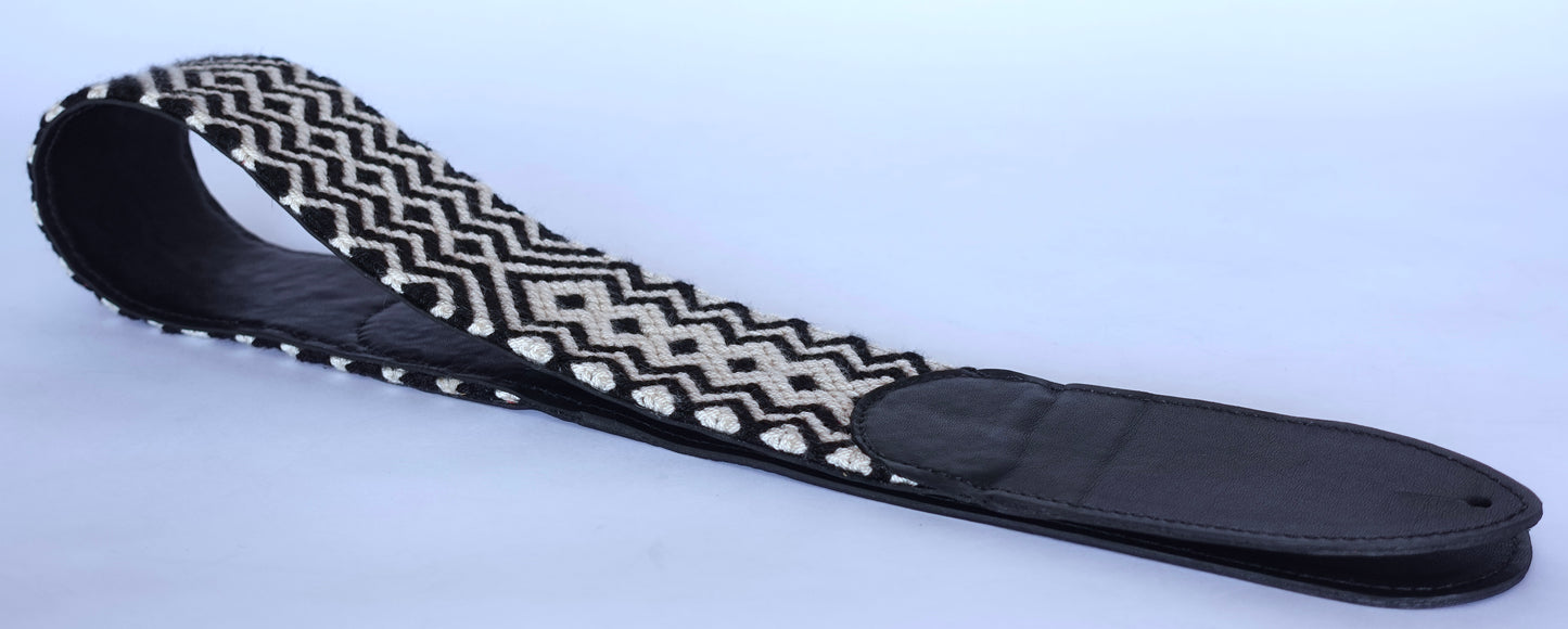 Teaozóqioma Handmade Leather Guitar Strap